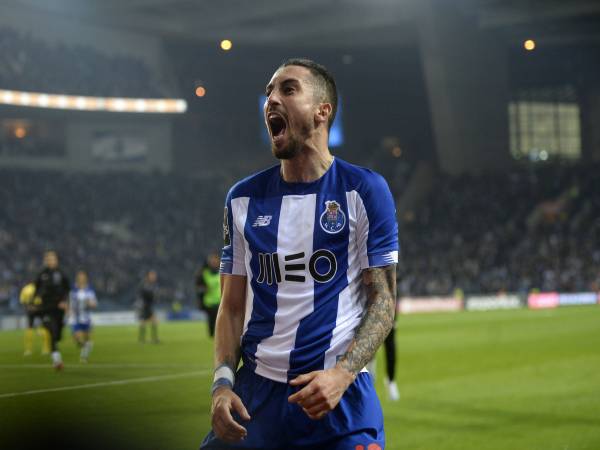 Tin bóng đá QT chiều 21/10: Alex Telles ra mắt thành công ở M.U