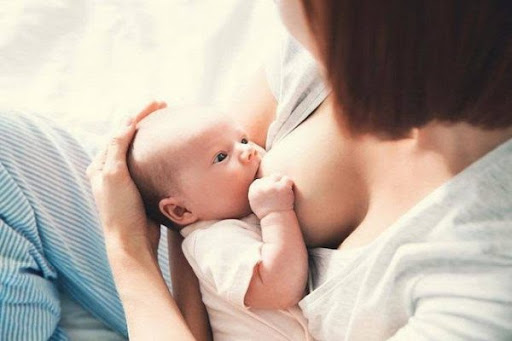 Chiêm bao thấy mẹ là điềm gì – Mơ thấy mẹ đánh số gì may mắn