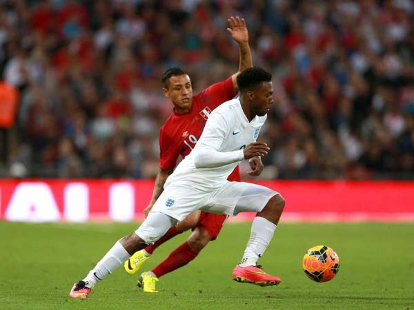 Tin BĐQT chiều 29/11 : Daniel Sturridge từ chối thi đấu vì... chuyến bay dài