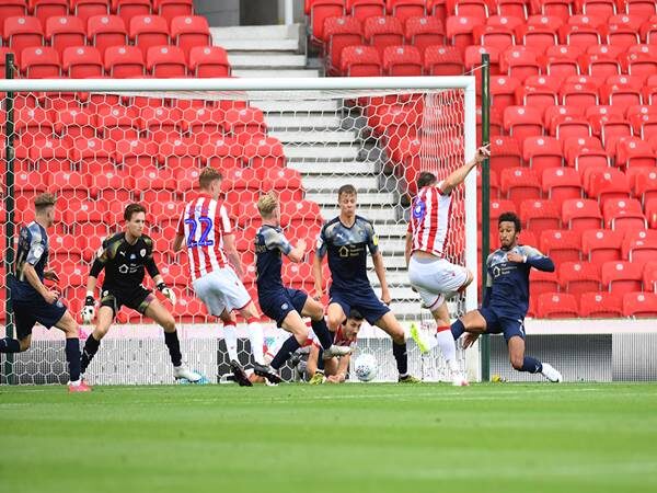 Nhận định bóng đá giữa Barnsley vs Stoke, 2h45 ngày 13/1