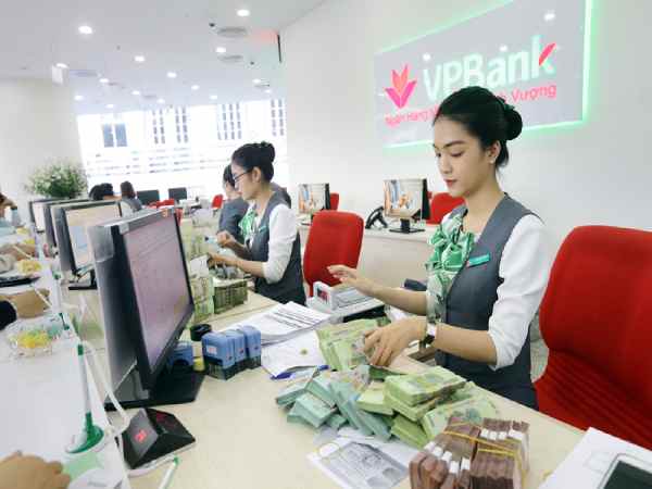 Sổ tiết kiệm 2 người đứng tên và những thông tin cần biết?